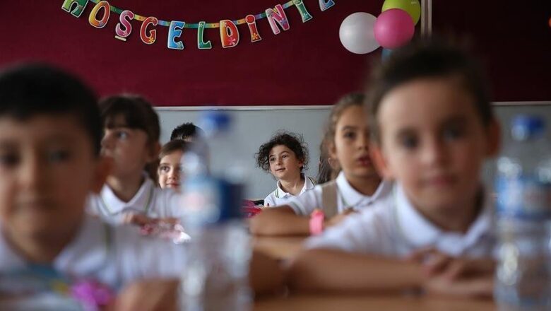  MEB Bakanı Müjdeyi Verdi: 12 Ekimde Okullar Açılıyor ve Öğrenciler Okullarına Kavuşacak
